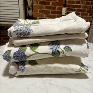 Redland Cotton King Hydrangea Print Percale Sheet Set w 2 Pillowcases